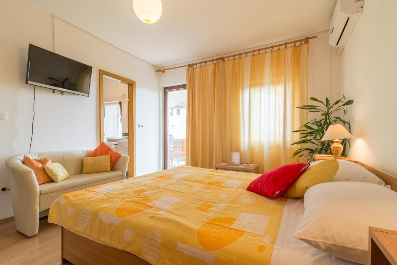 Apartments Bepina Biograd Na Moru Eksteriør bilde